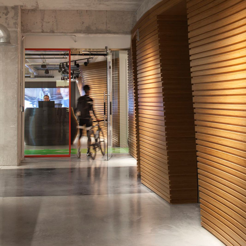 sram-office_210316_01a